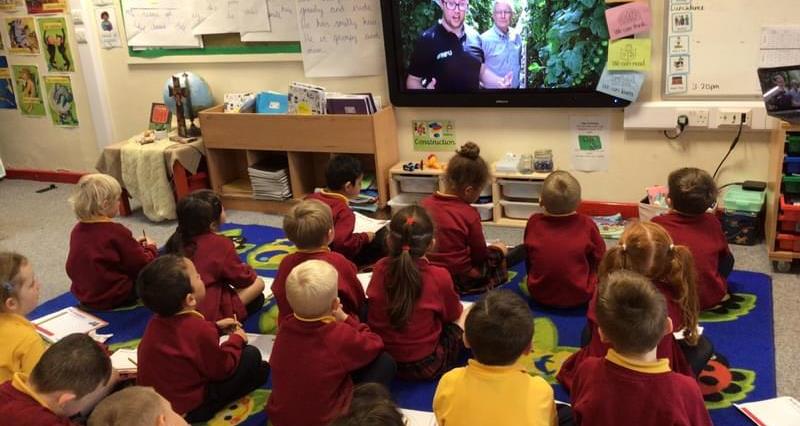 With 1,800 primary schools taking part, the free virtual lessons will allow teachers to talk to schoolchildren about food production (Photo: NFU)