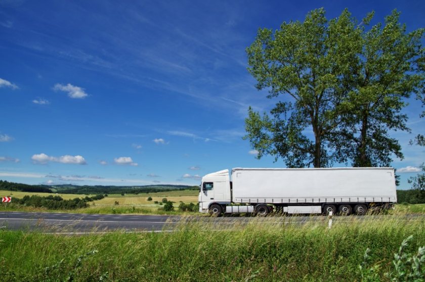 An NFU Mutual poll found that almost one quarter of people had been involved in a collision or accident on a rural road