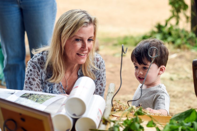 Sophie, Duchess of Edinburgh vis­it­ed Hamp­ton Estate Farms in Sur­rey to cel­e­brate the annual initiative (Photo: LEAF)