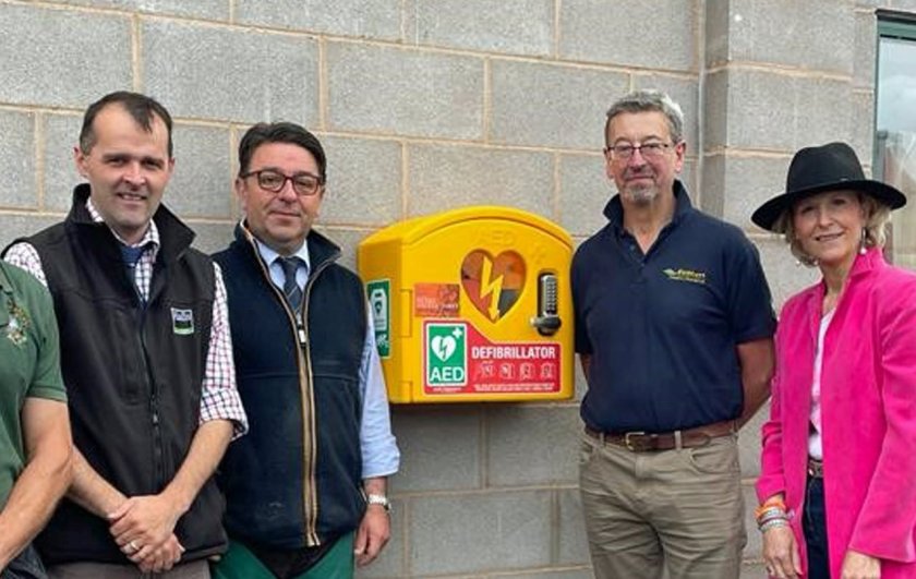 Shropshire Rural Support (SRS) charity has hailed a fundraising drive to buy and install a defibrillator at Shrewsbury Auction Centre