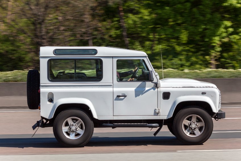 NFU Mutual claims data has revealed that organised thieves continue to target Land Rover Defenders