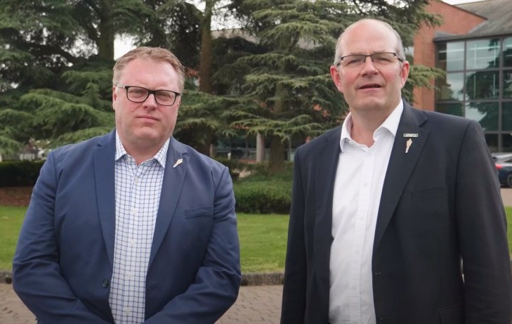 NFU director general Terry Jones (L) and NFU president Tom Bradshaw (R) will undergo the training (Photo: NFU)