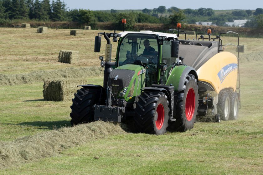 Demand for larger tractors fell sharply last year, with the biggest machines hardest hit
