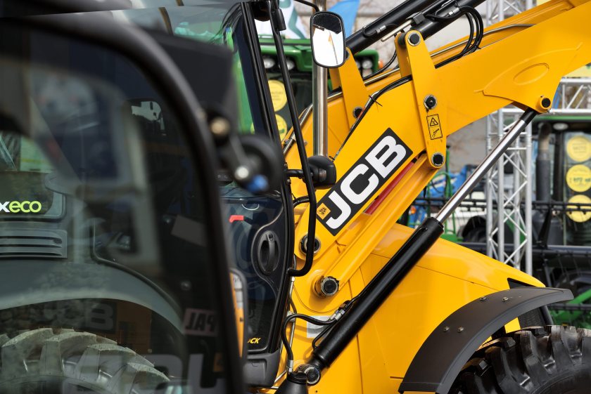 The new system offers quick access to over 1,200 JCB parts at launch