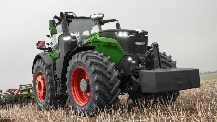 The new guarantee aims to keep tractors working longer in tough conditions (Photo: Trelleborg)