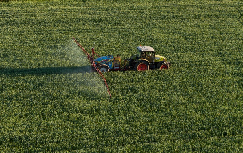 UK farming exposed to fertiliser shocks, new report warns
