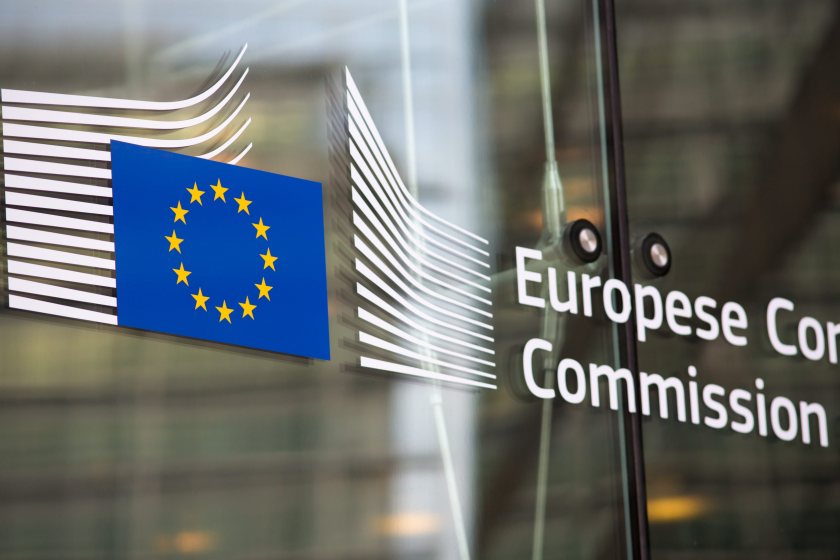 The Commission says the measures are designed to reduce farmers’ exposure to future fertiliser shocks