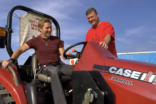 Case IH Vice President Jim Walker (right) and singer-songwriter Craig Morgan 