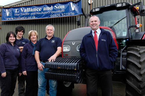 (L to R) Judi, Ryan, Jacqui, Sam Vallance with Cornish Mutual Inspector John Amery.jpg