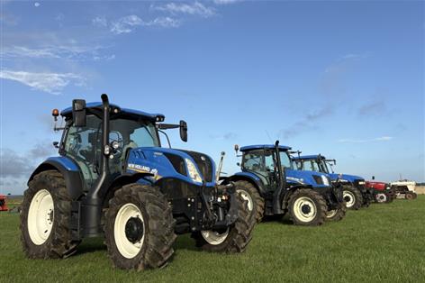 Rising costs drive farmers towards second-hand kit, auction shows