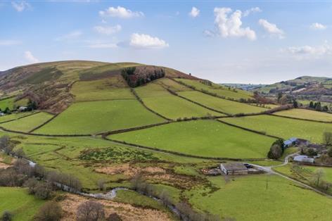 142-acre Wye Valley livestock farm hits market for £950,000