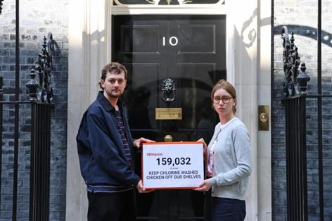 Protest hits Downing Street over fears of chlorinated chicken in UK