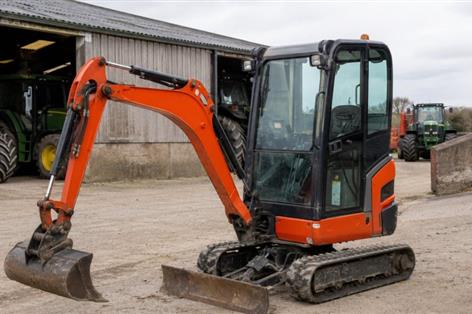 Farmers warned after £22k digger stolen in online scam