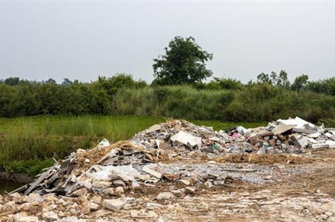 Fly-tipping now a national criminal enterprise, report warns